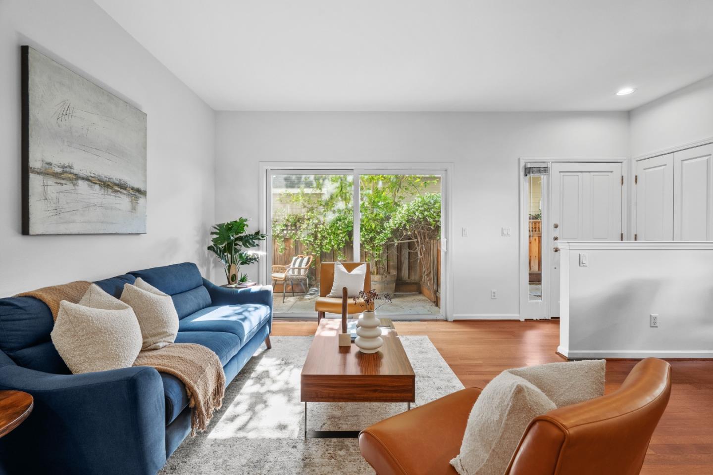 Detail Gallery Image 2 of 40 For 748 Cottage Ct, Mountain View,  CA 94043 - 2 Beds | 2 Baths