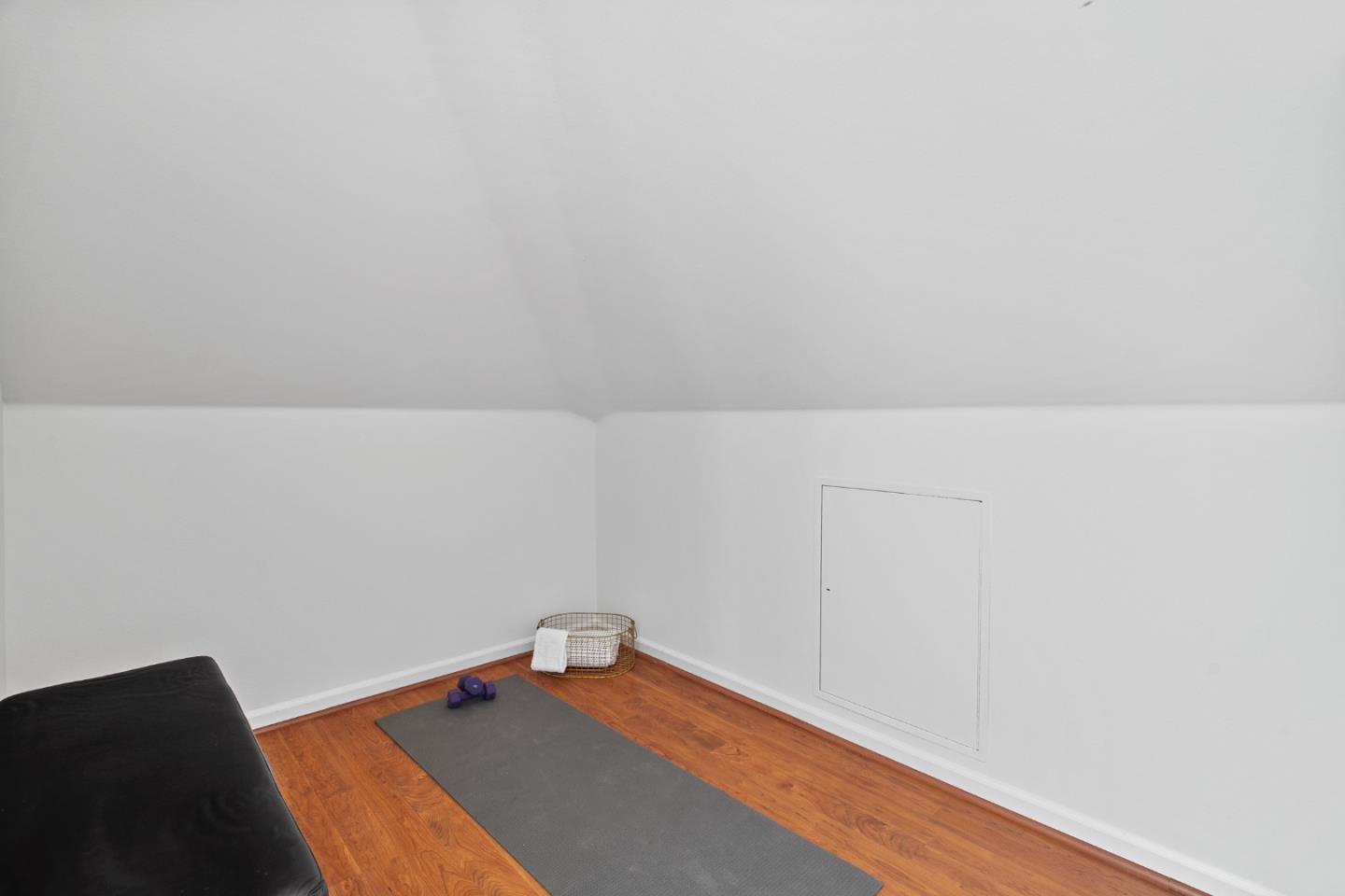 Detail Gallery Image 27 of 40 For 748 Cottage Ct, Mountain View,  CA 94043 - 2 Beds | 2 Baths