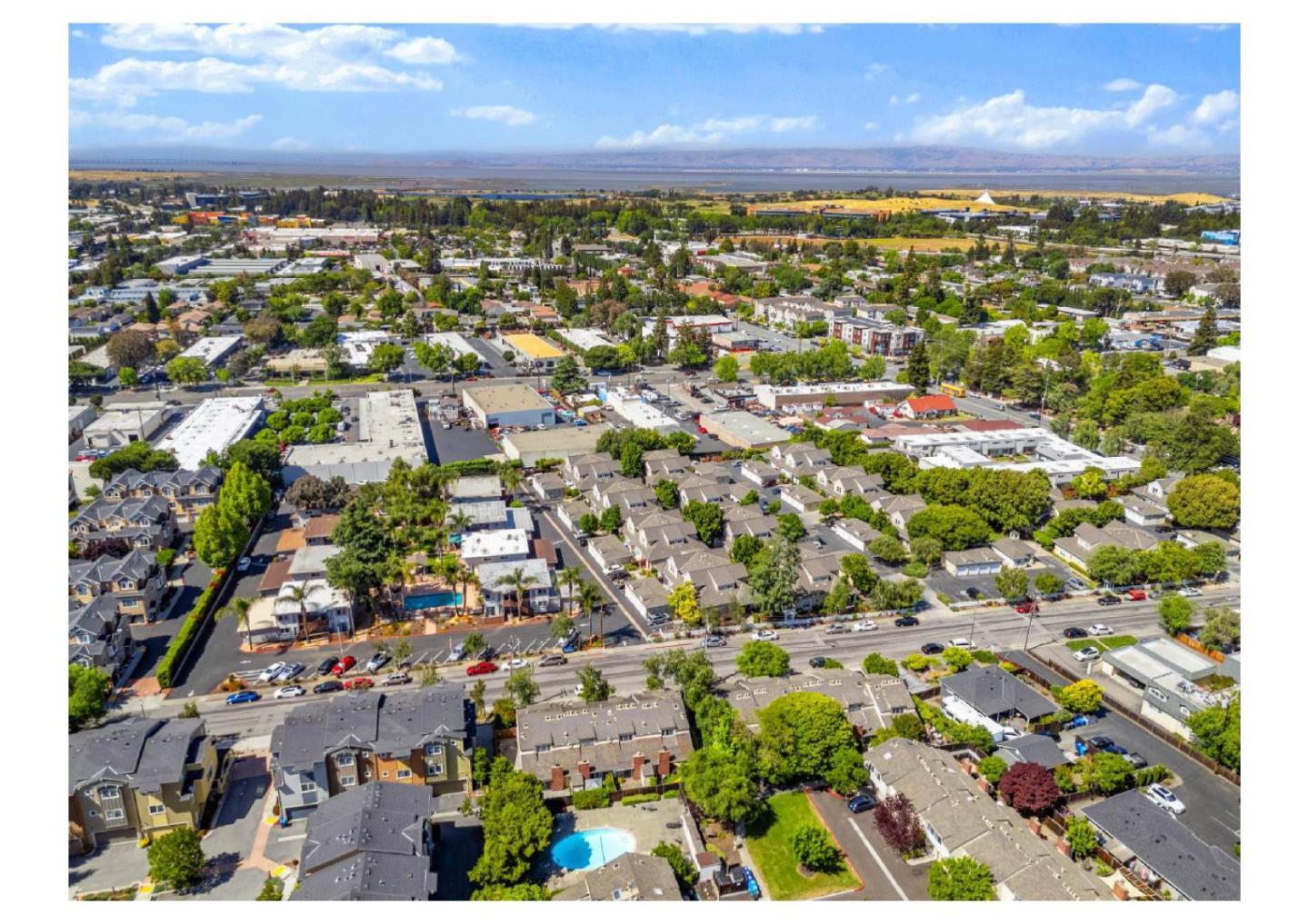 Detail Gallery Image 37 of 40 For 748 Cottage Ct, Mountain View,  CA 94043 - 2 Beds | 2 Baths