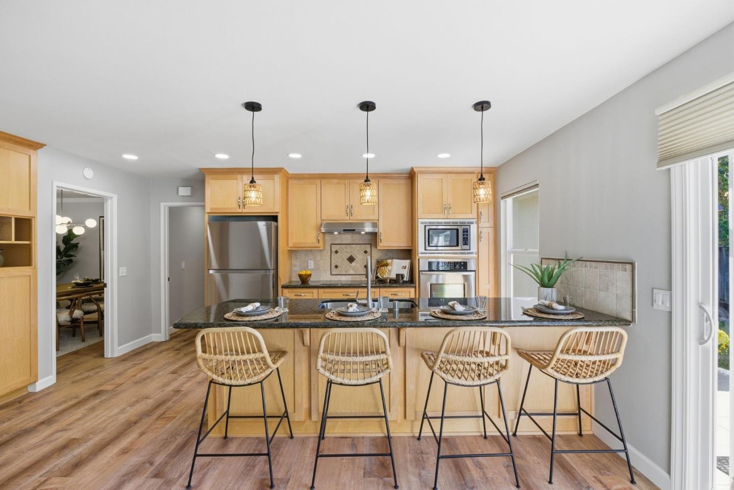 863 LABURNUM DR, SUNNYVALE, CA 94086  Photo 3