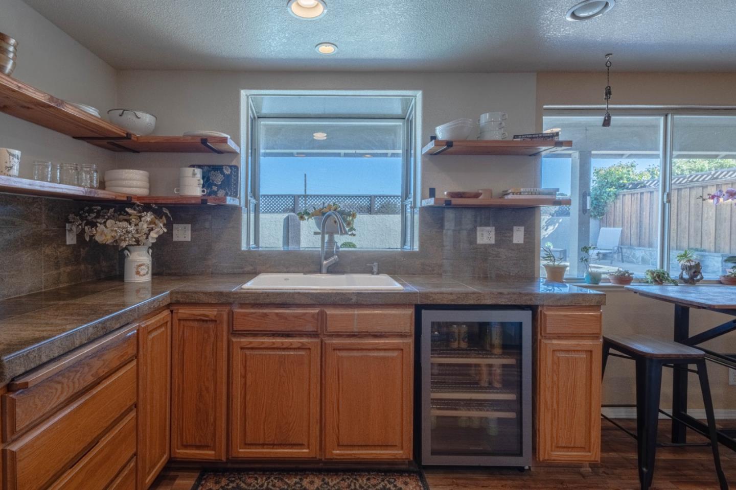 Detail Gallery Image 18 of 53 For 148 Greenbriar Way, Salinas,  CA 93907 - 4 Beds | 2/1 Baths