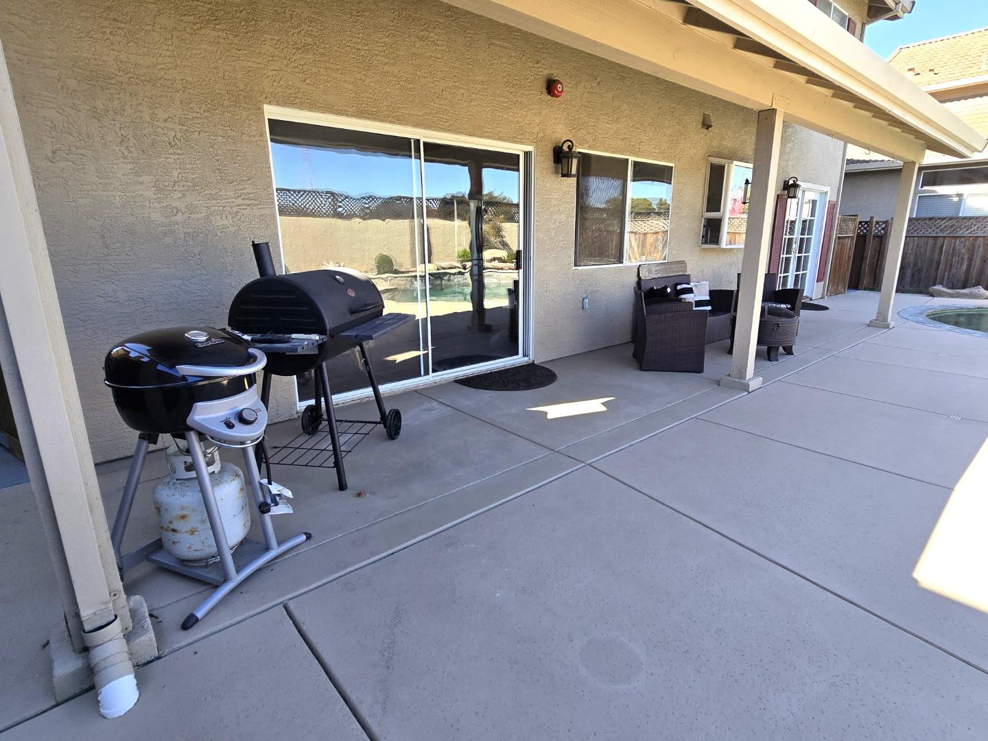 Detail Gallery Image 52 of 53 For 148 Greenbriar Way, Salinas,  CA 93907 - 4 Beds | 2/1 Baths