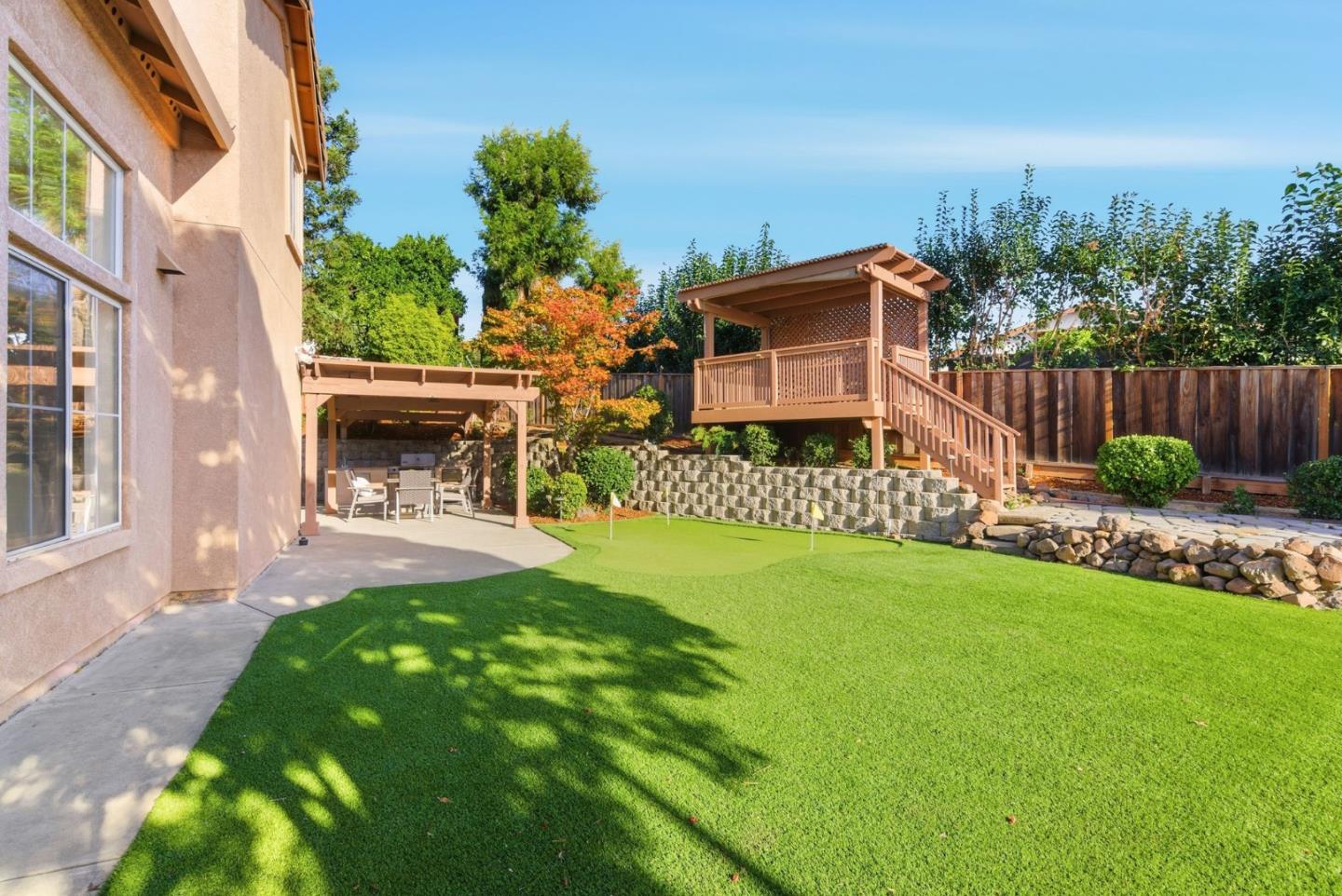 Detail Gallery Image 11 of 55 For 1500 Hemmingway Rd, San Jose,  CA 95132 - 5 Beds | 3 Baths