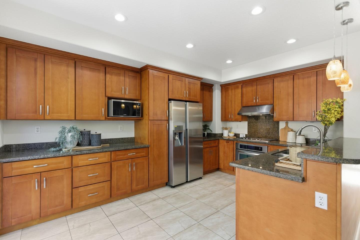 Detail Gallery Image 43 of 55 For 1500 Hemmingway Rd, San Jose,  CA 95132 - 5 Beds | 3 Baths