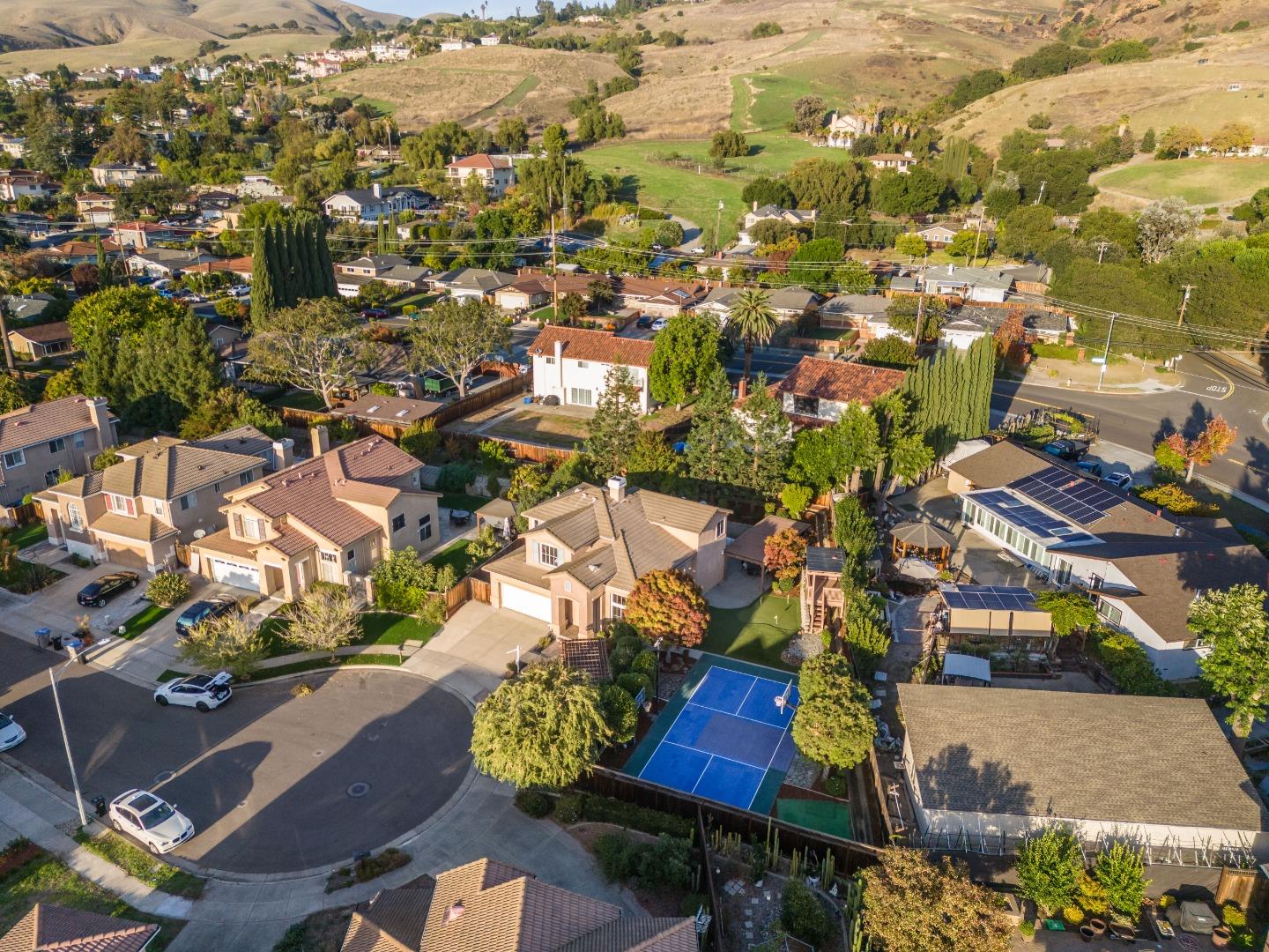 Detail Gallery Image 52 of 55 For 1500 Hemmingway Rd, San Jose,  CA 95132 - 5 Beds | 3 Baths