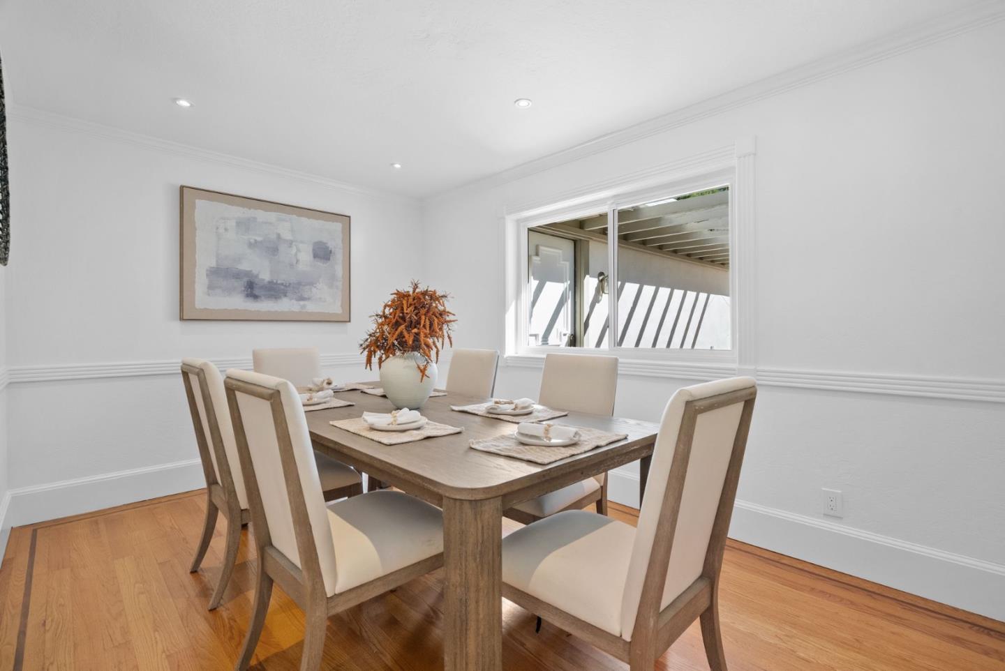 Detail Gallery Image 13 of 39 For 12140 Woodside Dr, Saratoga,  CA 95070 - 4 Beds | 3 Baths