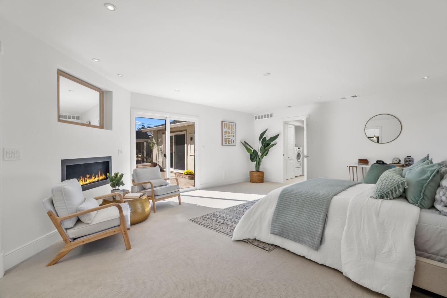 Detail Gallery Image 15 of 39 For 12140 Woodside Dr, Saratoga,  CA 95070 - 4 Beds | 3 Baths