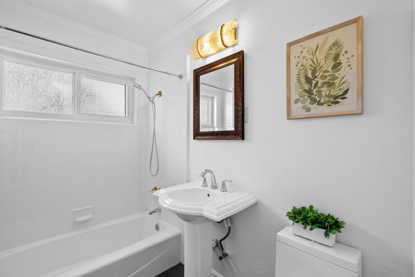 Detail Gallery Image 26 of 39 For 12140 Woodside Dr, Saratoga,  CA 95070 - 4 Beds | 3 Baths