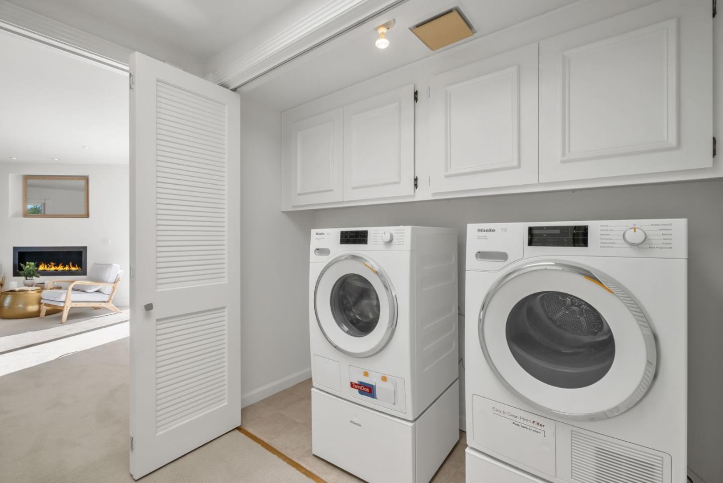 Detail Gallery Image 27 of 39 For 12140 Woodside Dr, Saratoga,  CA 95070 - 4 Beds | 3 Baths