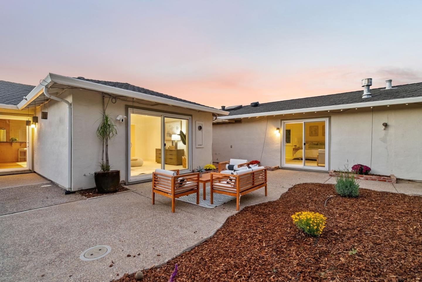 Detail Gallery Image 30 of 39 For 12140 Woodside Dr, Saratoga,  CA 95070 - 4 Beds | 3 Baths