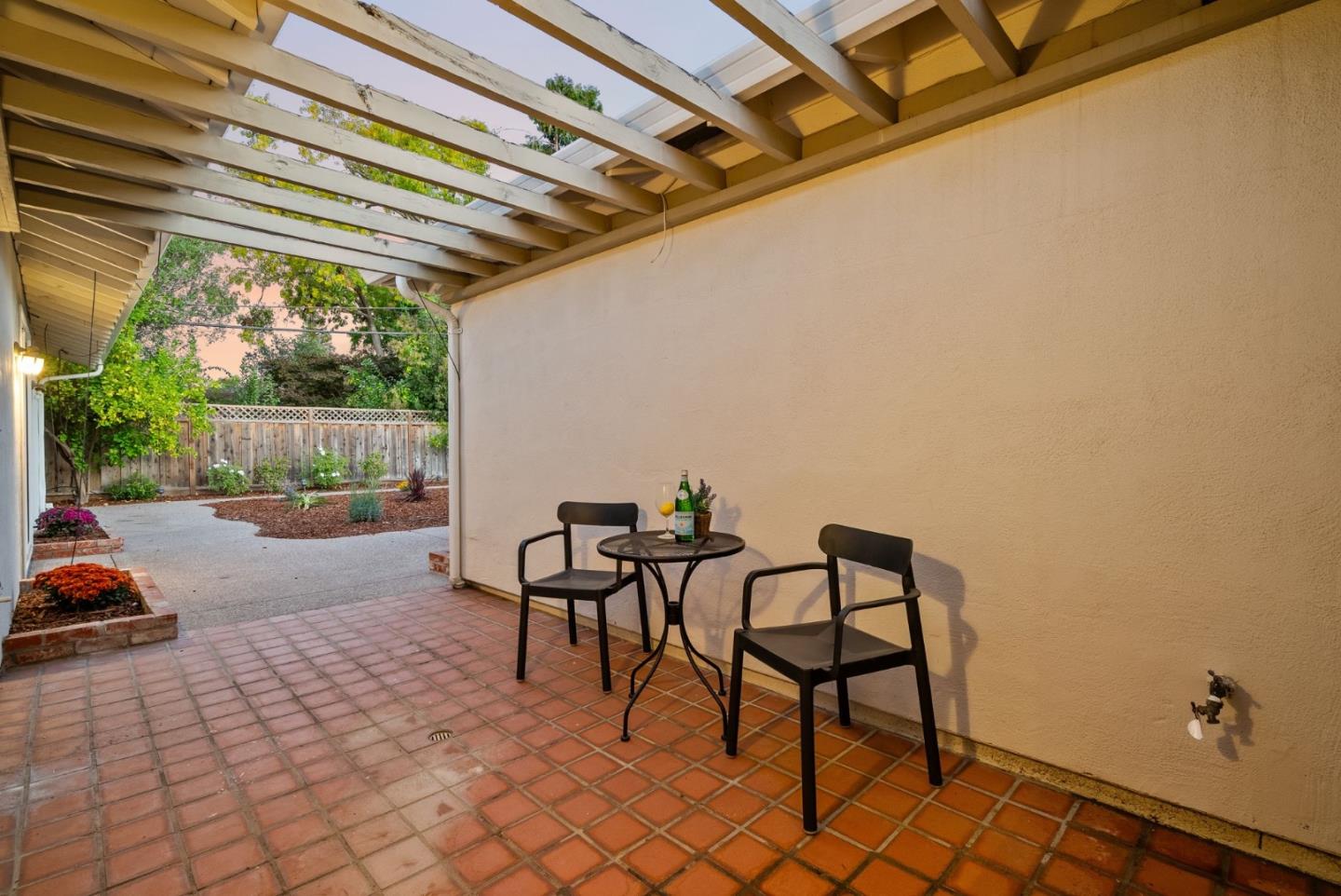 Detail Gallery Image 33 of 39 For 12140 Woodside Dr, Saratoga,  CA 95070 - 4 Beds | 3 Baths