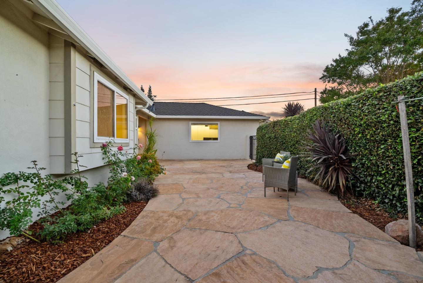 Detail Gallery Image 35 of 39 For 12140 Woodside Dr, Saratoga,  CA 95070 - 4 Beds | 3 Baths