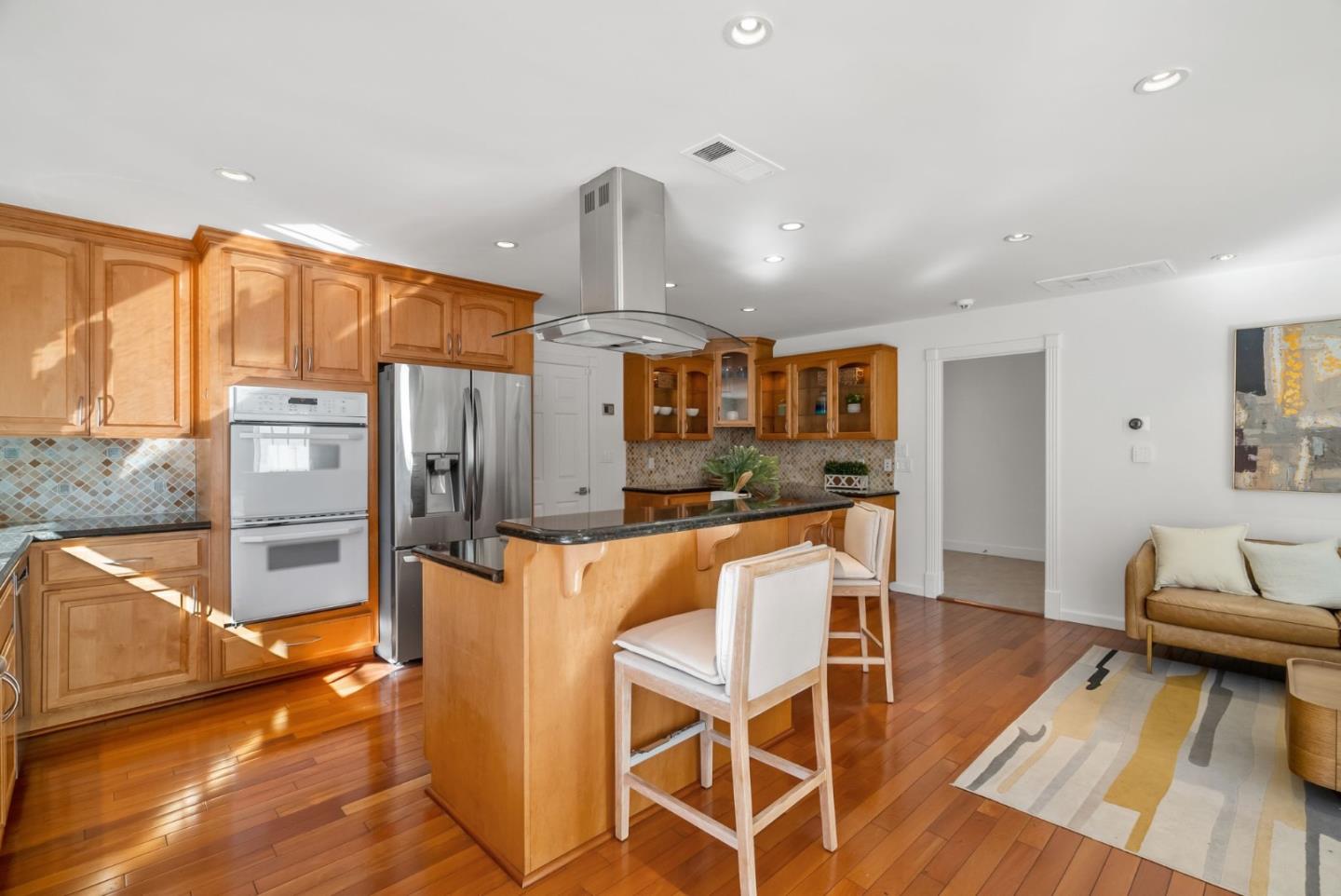 Detail Gallery Image 9 of 39 For 12140 Woodside Dr, Saratoga,  CA 95070 - 4 Beds | 3 Baths