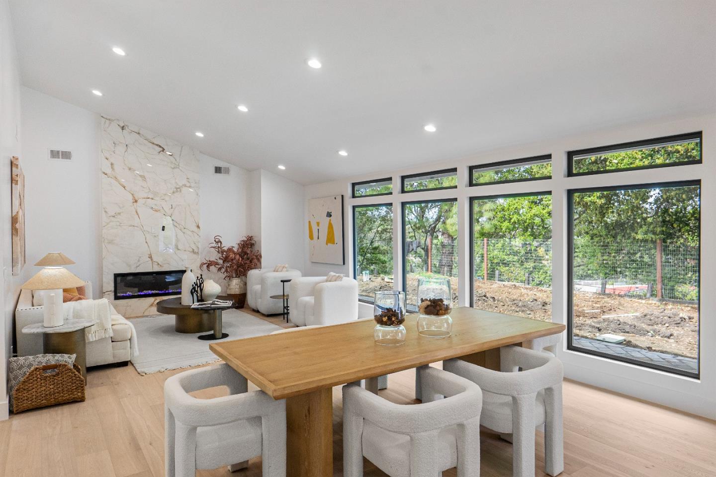 Detail Gallery Image 14 of 43 For 24985 Oneonta Dr, Los Altos Hills,  CA 94022 - 4 Beds | 3 Baths