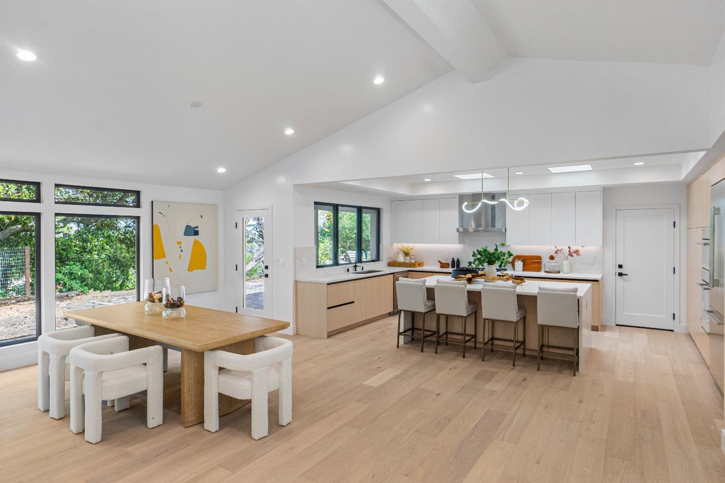 Detail Gallery Image 15 of 43 For 24985 Oneonta Dr, Los Altos Hills,  CA 94022 - 4 Beds | 3 Baths