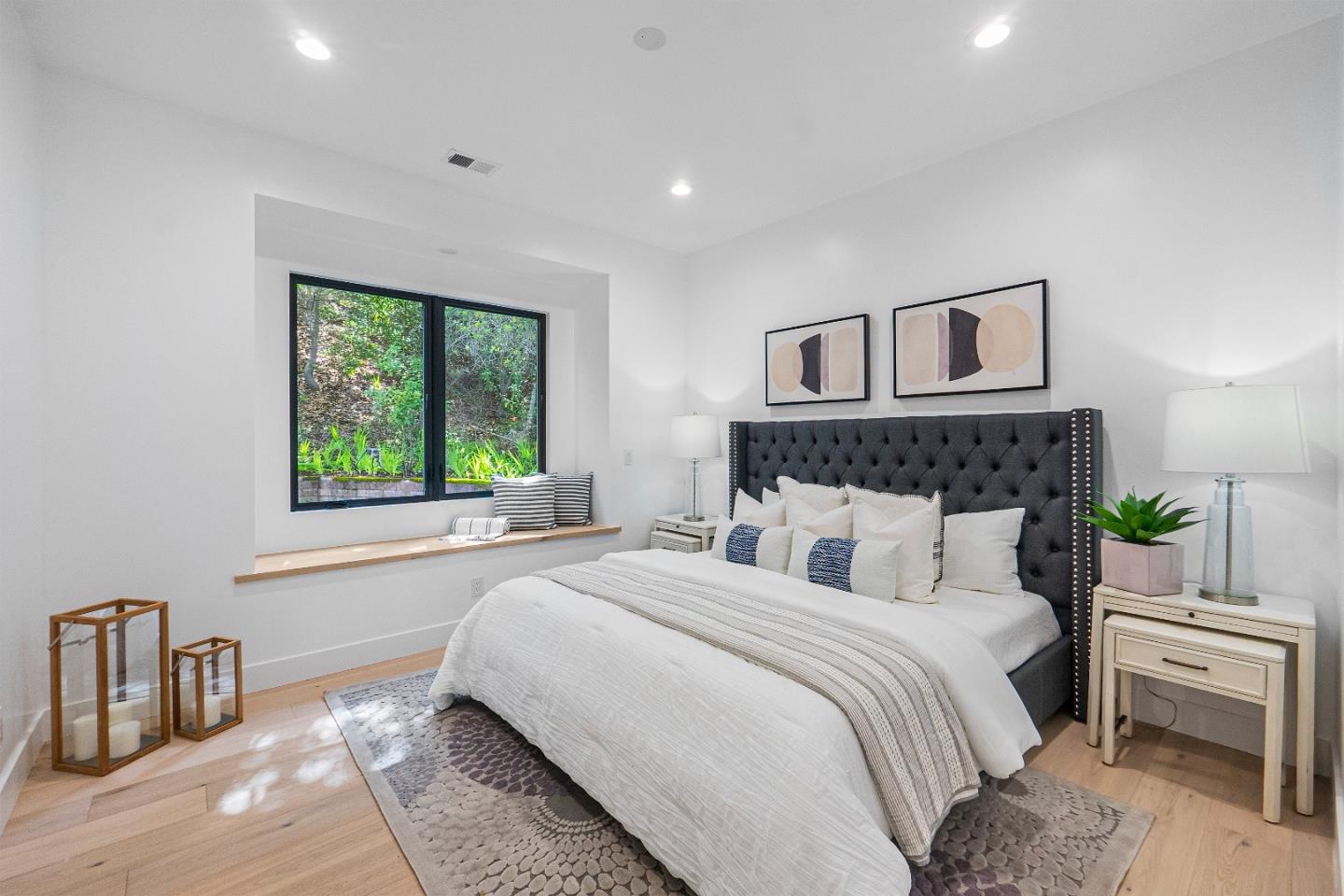 Detail Gallery Image 32 of 43 For 24985 Oneonta Dr, Los Altos Hills,  CA 94022 - 4 Beds | 3 Baths