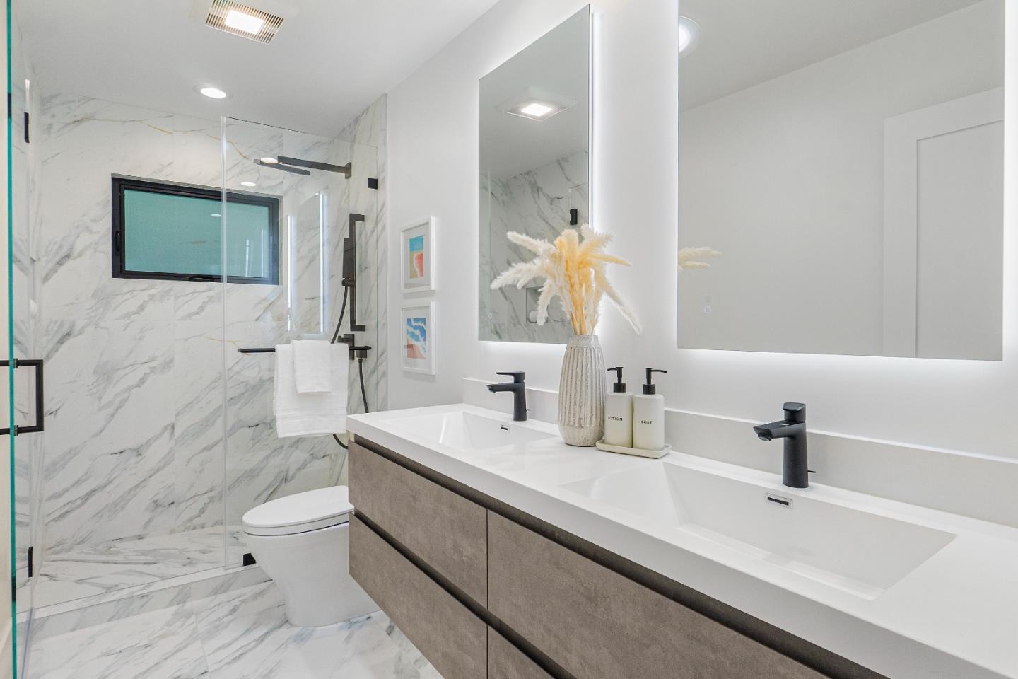 Detail Gallery Image 35 of 43 For 24985 Oneonta Dr, Los Altos Hills,  CA 94022 - 4 Beds | 3 Baths