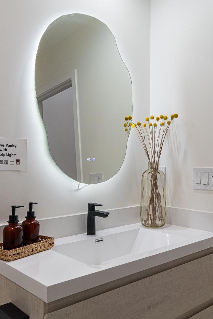 Detail Gallery Image 38 of 43 For 24985 Oneonta Dr, Los Altos Hills,  CA 94022 - 4 Beds | 3 Baths