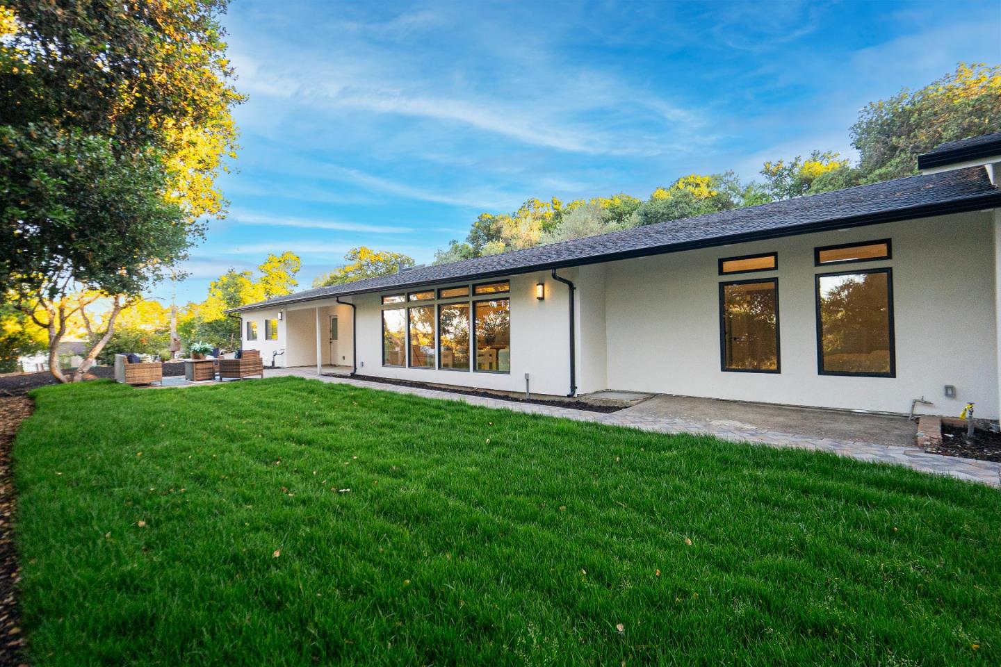 Detail Gallery Image 43 of 43 For 24985 Oneonta Dr, Los Altos Hills,  CA 94022 - 4 Beds | 3 Baths