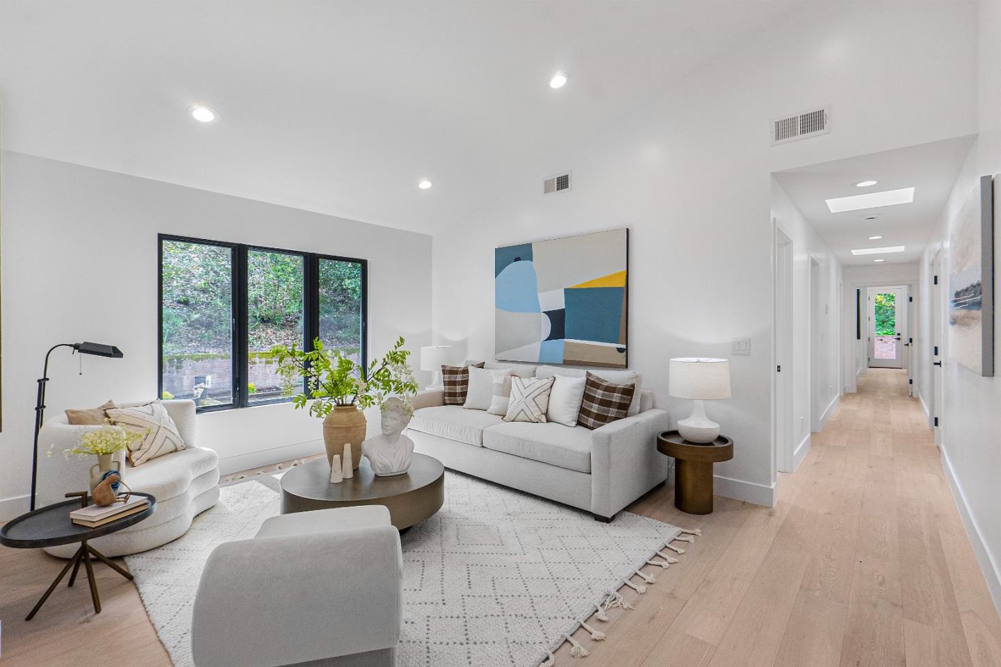 Detail Gallery Image 5 of 43 For 24985 Oneonta Dr, Los Altos Hills,  CA 94022 - 4 Beds | 3 Baths