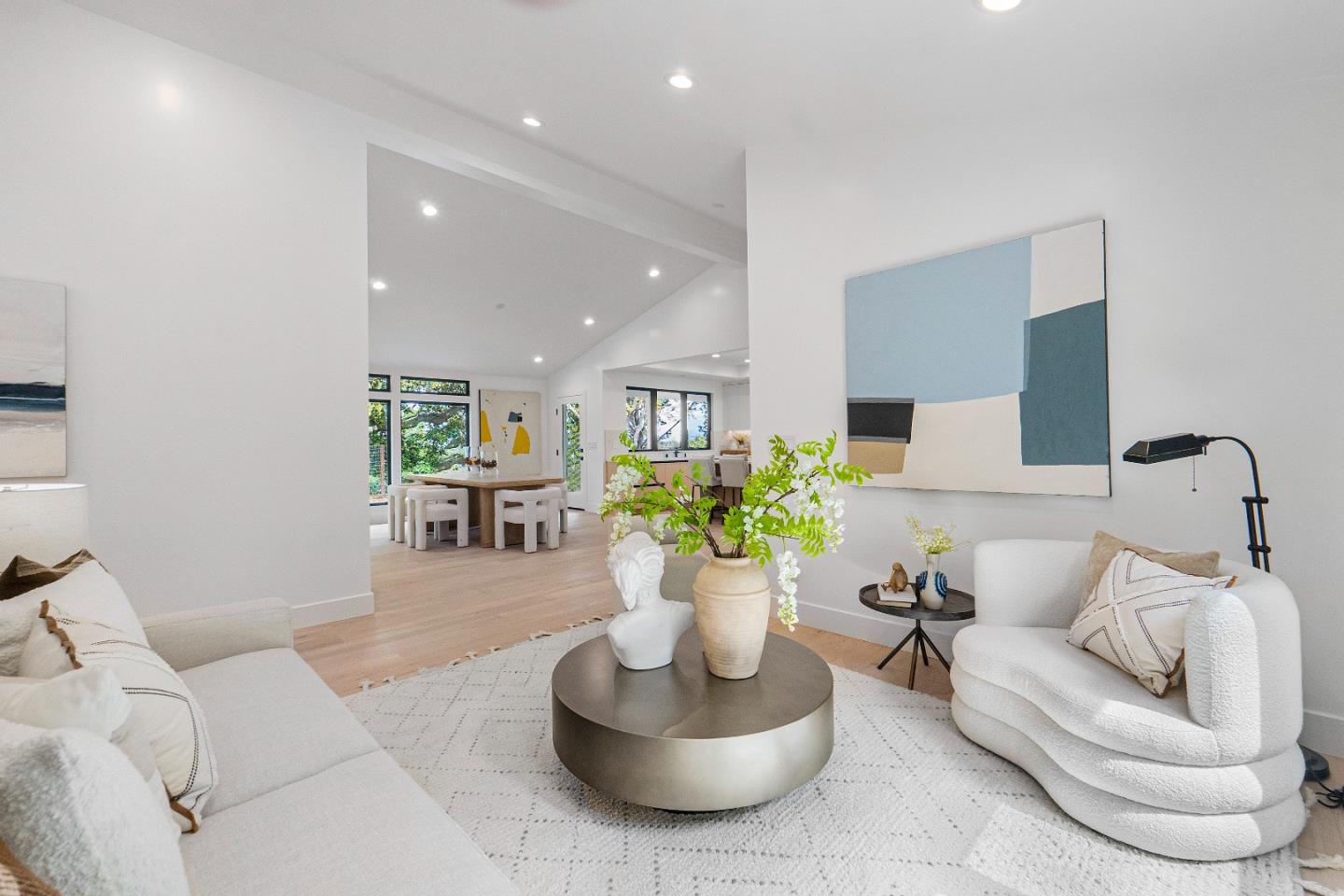 Detail Gallery Image 7 of 43 For 24985 Oneonta Dr, Los Altos Hills,  CA 94022 - 4 Beds | 3 Baths