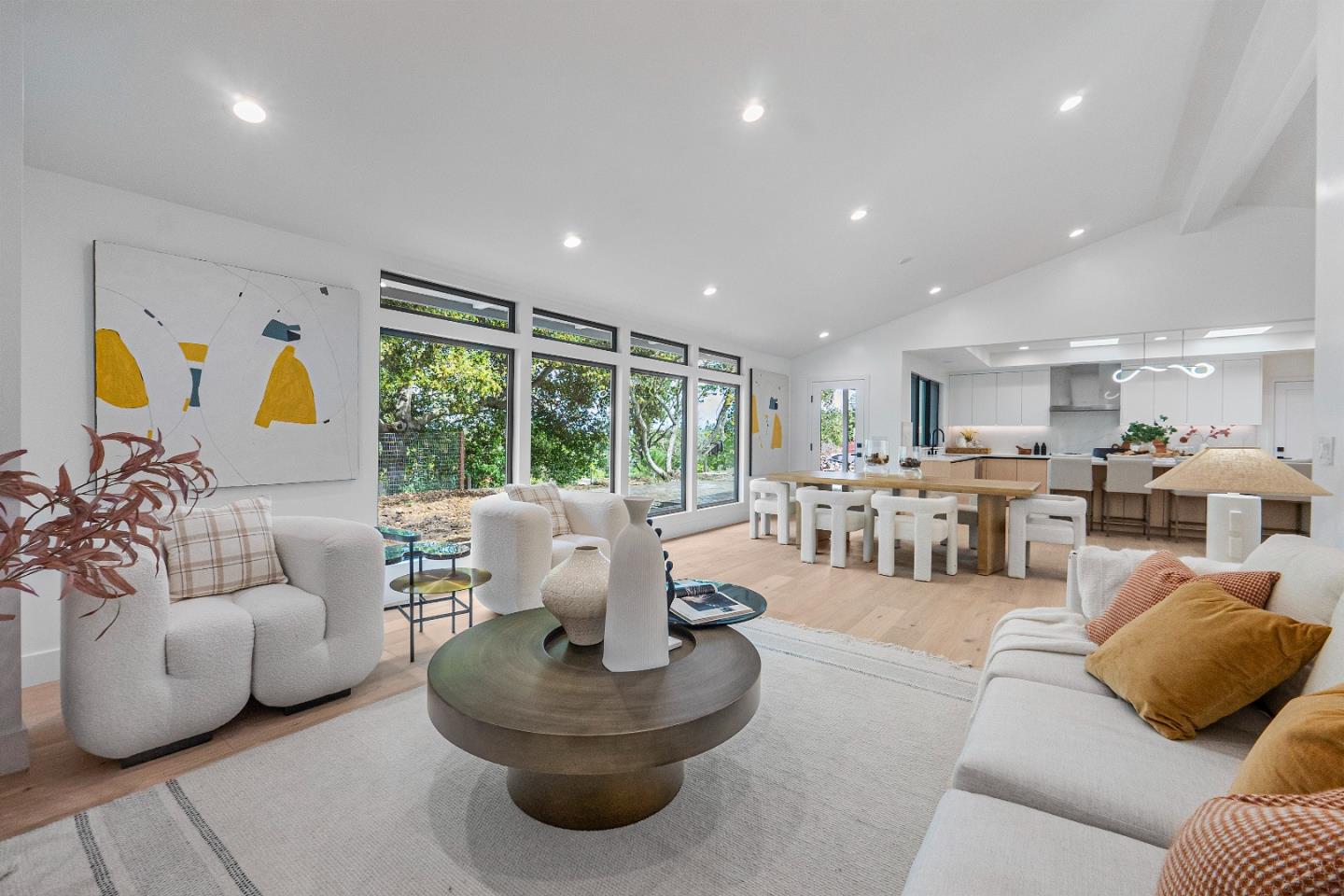 Detail Gallery Image 9 of 43 For 24985 Oneonta Dr, Los Altos Hills,  CA 94022 - 4 Beds | 3 Baths