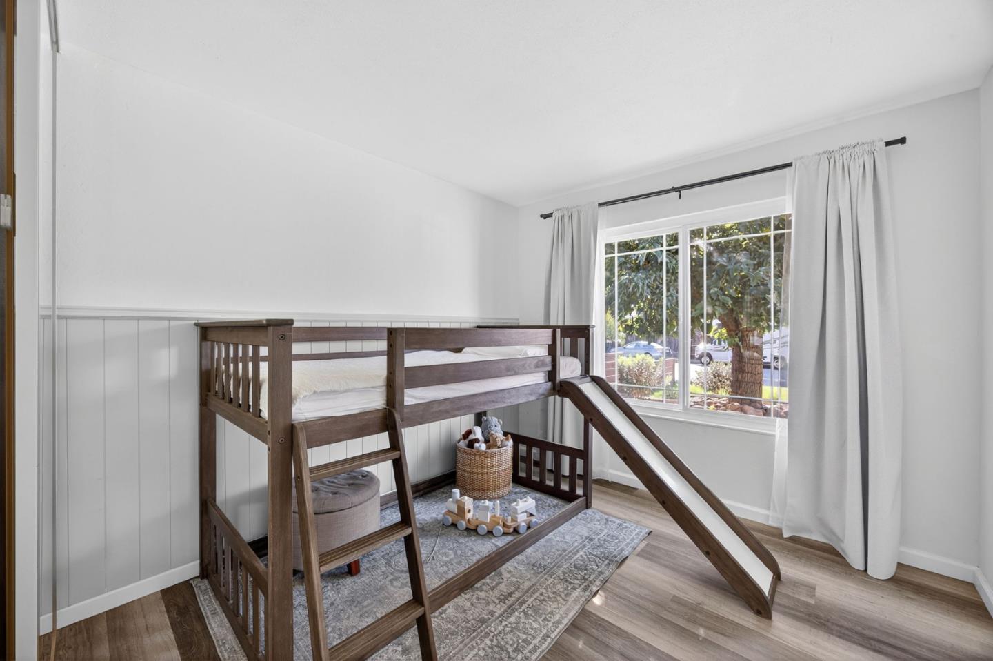 Detail Gallery Image 18 of 39 For 1295 Jasmine Way, Morgan Hill,  CA 95037 - 3 Beds | 2 Baths