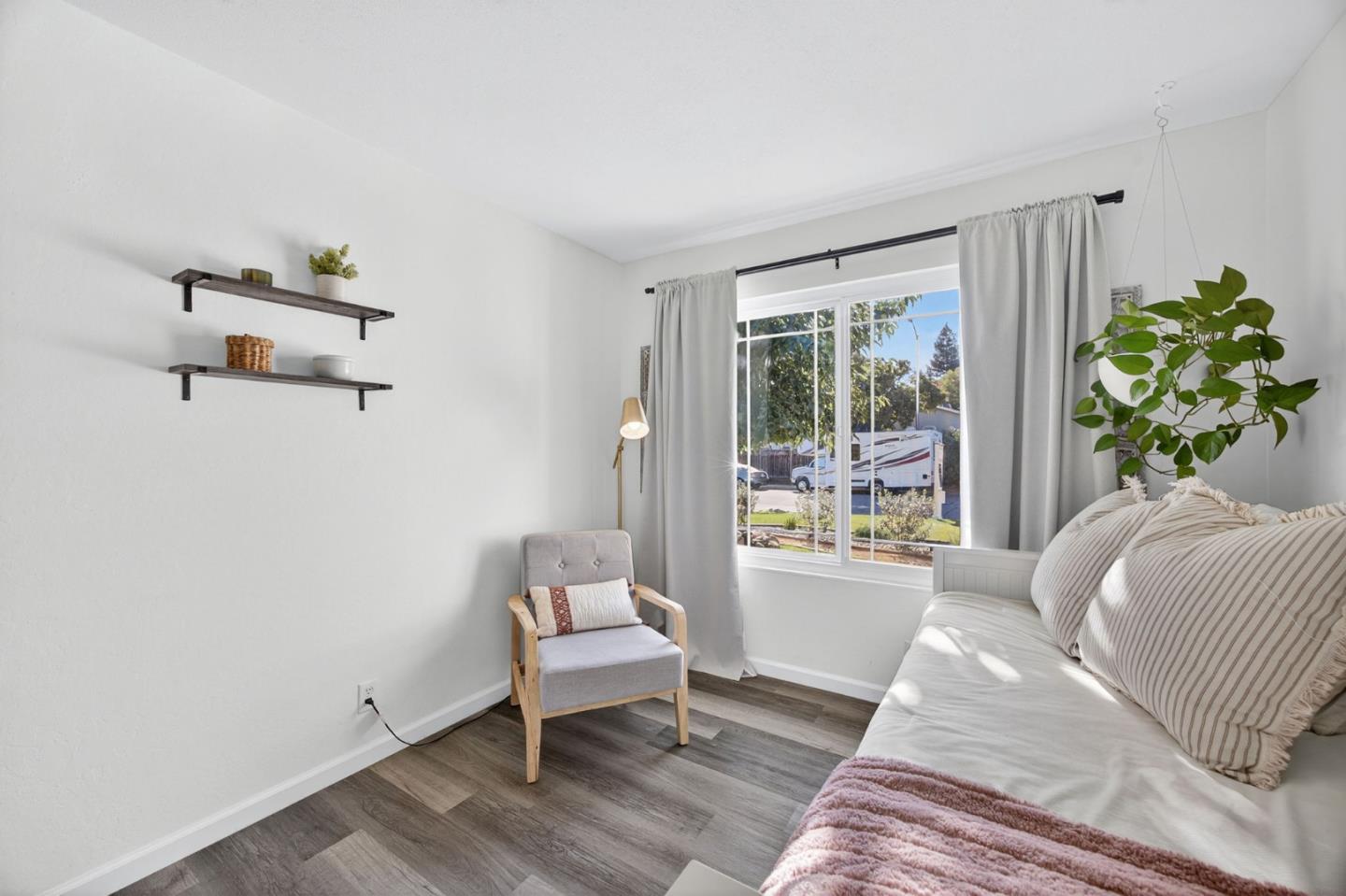 Detail Gallery Image 21 of 39 For 1295 Jasmine Way, Morgan Hill,  CA 95037 - 3 Beds | 2 Baths