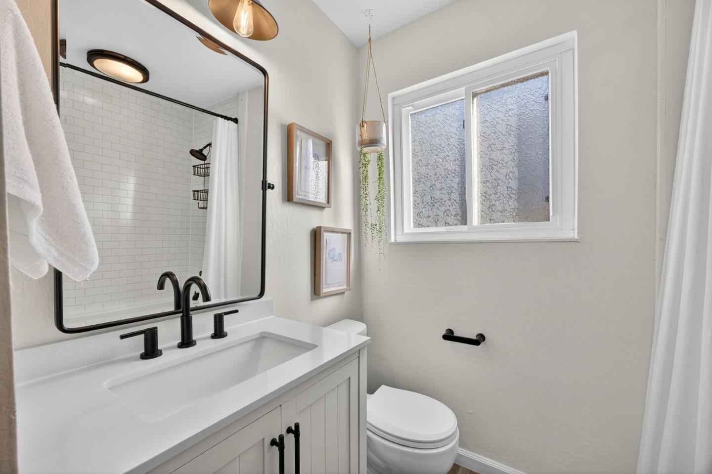 Detail Gallery Image 22 of 39 For 1295 Jasmine Way, Morgan Hill,  CA 95037 - 3 Beds | 2 Baths