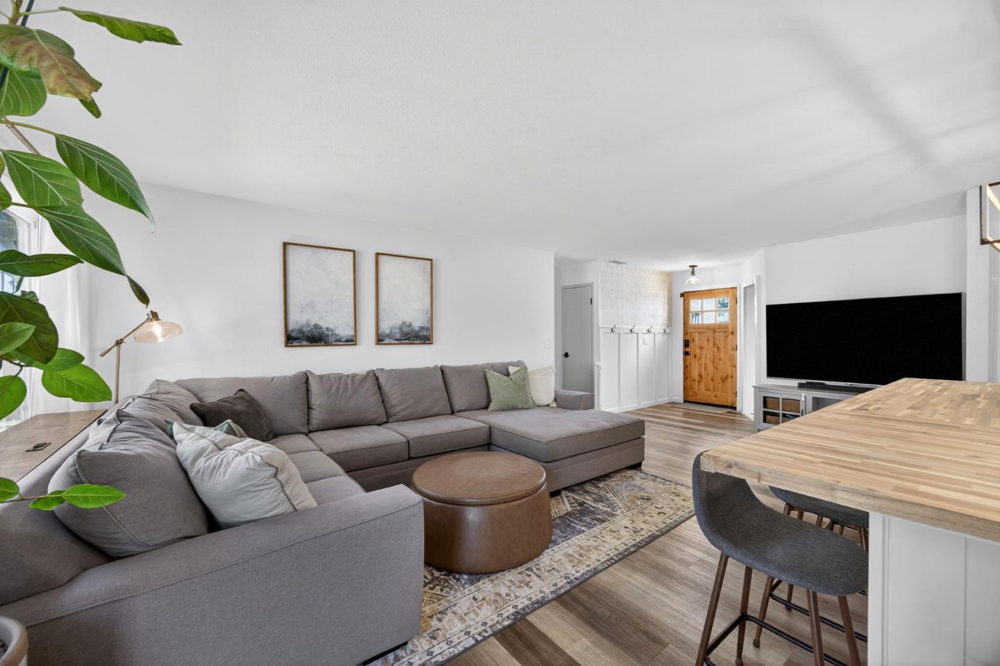 Detail Gallery Image 5 of 39 For 1295 Jasmine Way, Morgan Hill,  CA 95037 - 3 Beds | 2 Baths