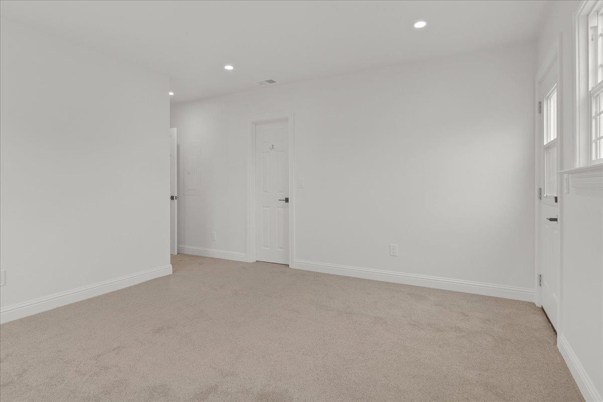 Detail Gallery Image 18 of 36 For 224 Palm, Marina,  CA 93933 - 2 Beds | 2 Baths