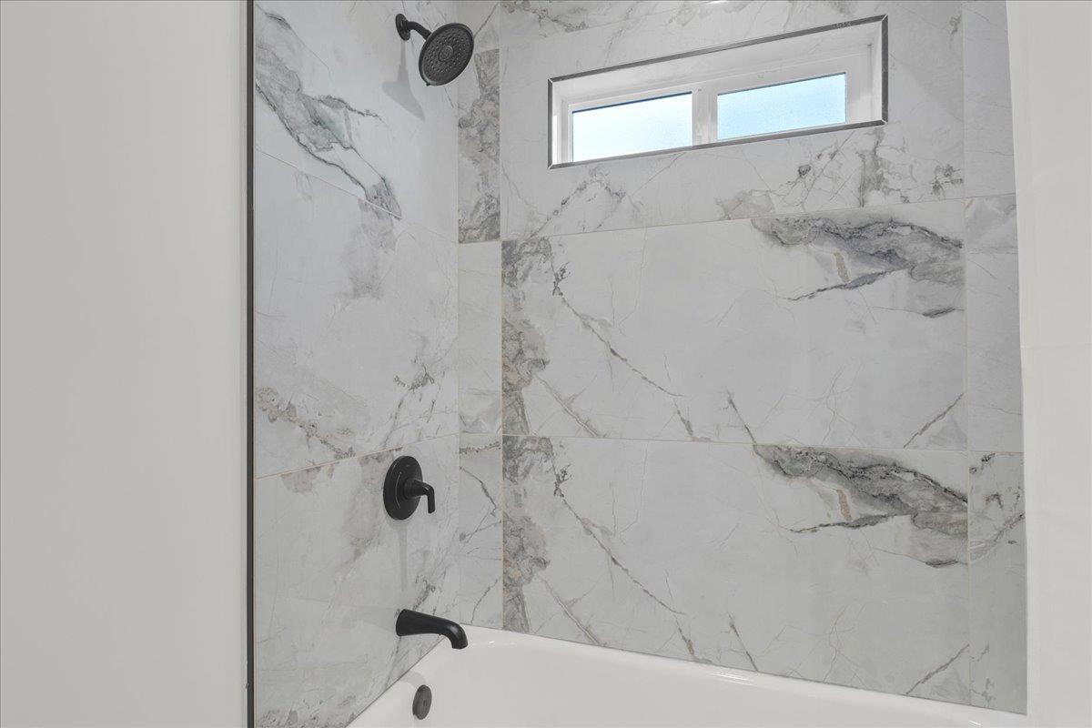 Detail Gallery Image 22 of 36 For 224 Palm, Marina,  CA 93933 - 2 Beds | 2 Baths