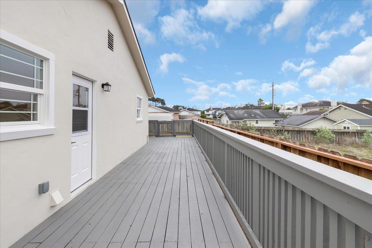 Detail Gallery Image 31 of 36 For 224 Palm, Marina,  CA 93933 - 2 Beds | 2 Baths