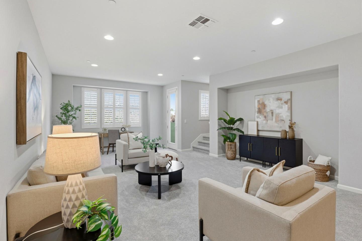 Detail Gallery Image 12 of 36 For 172 E Main Ave, Morgan Hill,  CA 95037 - 4 Beds | 3/1 Baths