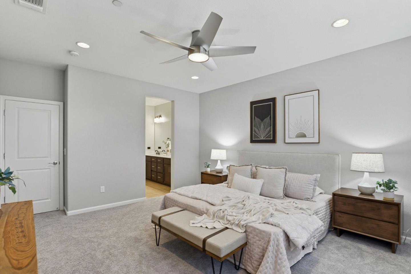 Detail Gallery Image 16 of 36 For 172 E Main Ave, Morgan Hill,  CA 95037 - 4 Beds | 3/1 Baths