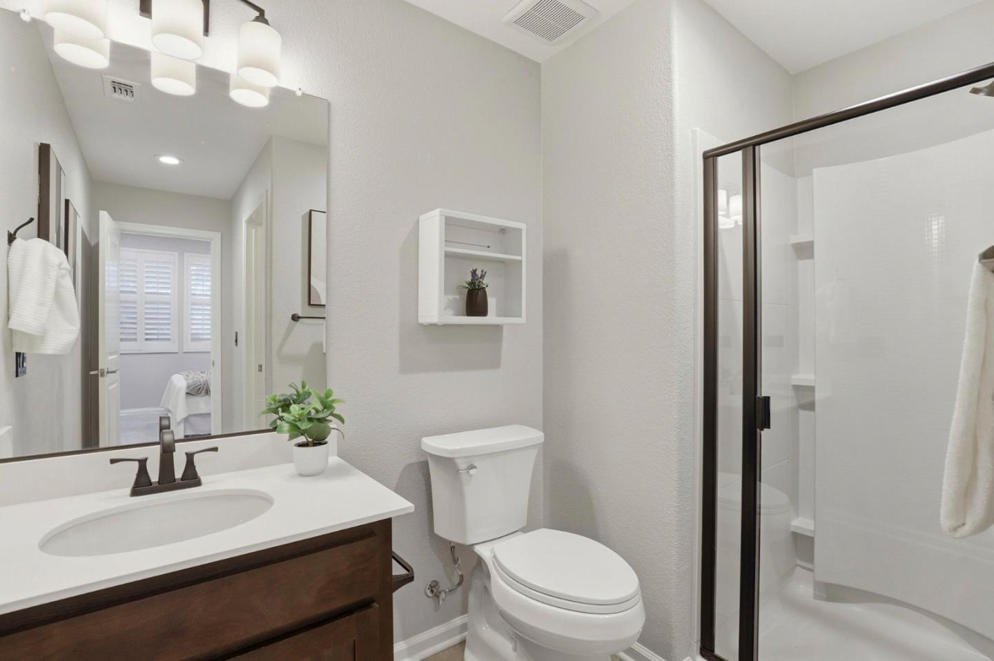 Detail Gallery Image 28 of 36 For 172 E Main Ave, Morgan Hill,  CA 95037 - 4 Beds | 3/1 Baths