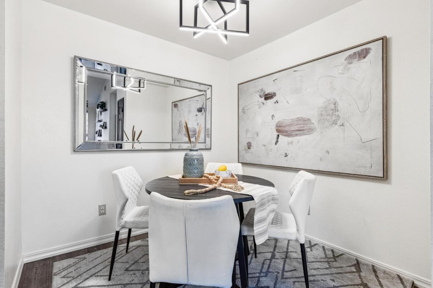 Detail Gallery Image 15 of 31 For 711 S Bayshore Blvd #23,  San Mateo,  CA 94401 - 2 Beds | 1 Baths