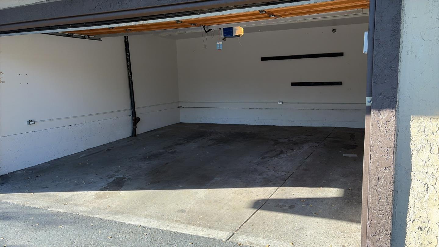 Detail Gallery Image 30 of 31 For 711 S Bayshore Blvd #23,  San Mateo,  CA 94401 - 2 Beds | 1 Baths