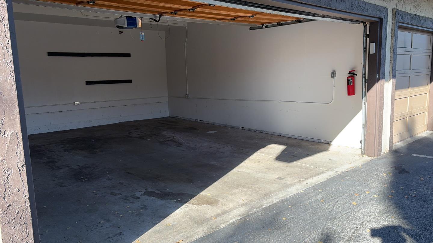 Detail Gallery Image 31 of 31 For 711 S Bayshore Blvd #23,  San Mateo,  CA 94401 - 2 Beds | 1 Baths