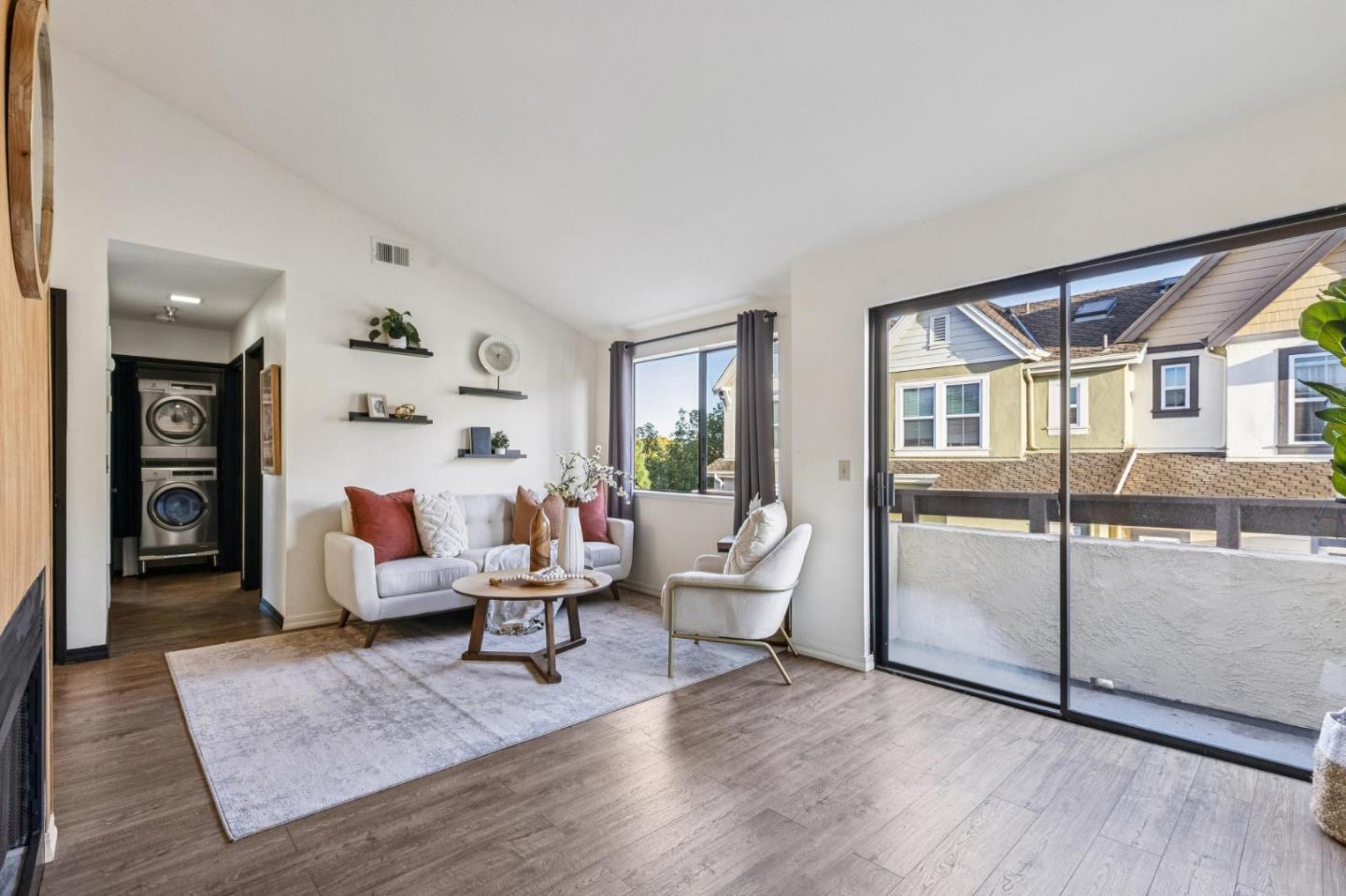 Detail Gallery Image 7 of 31 For 711 S Bayshore Blvd #23,  San Mateo,  CA 94401 - 2 Beds | 1 Baths