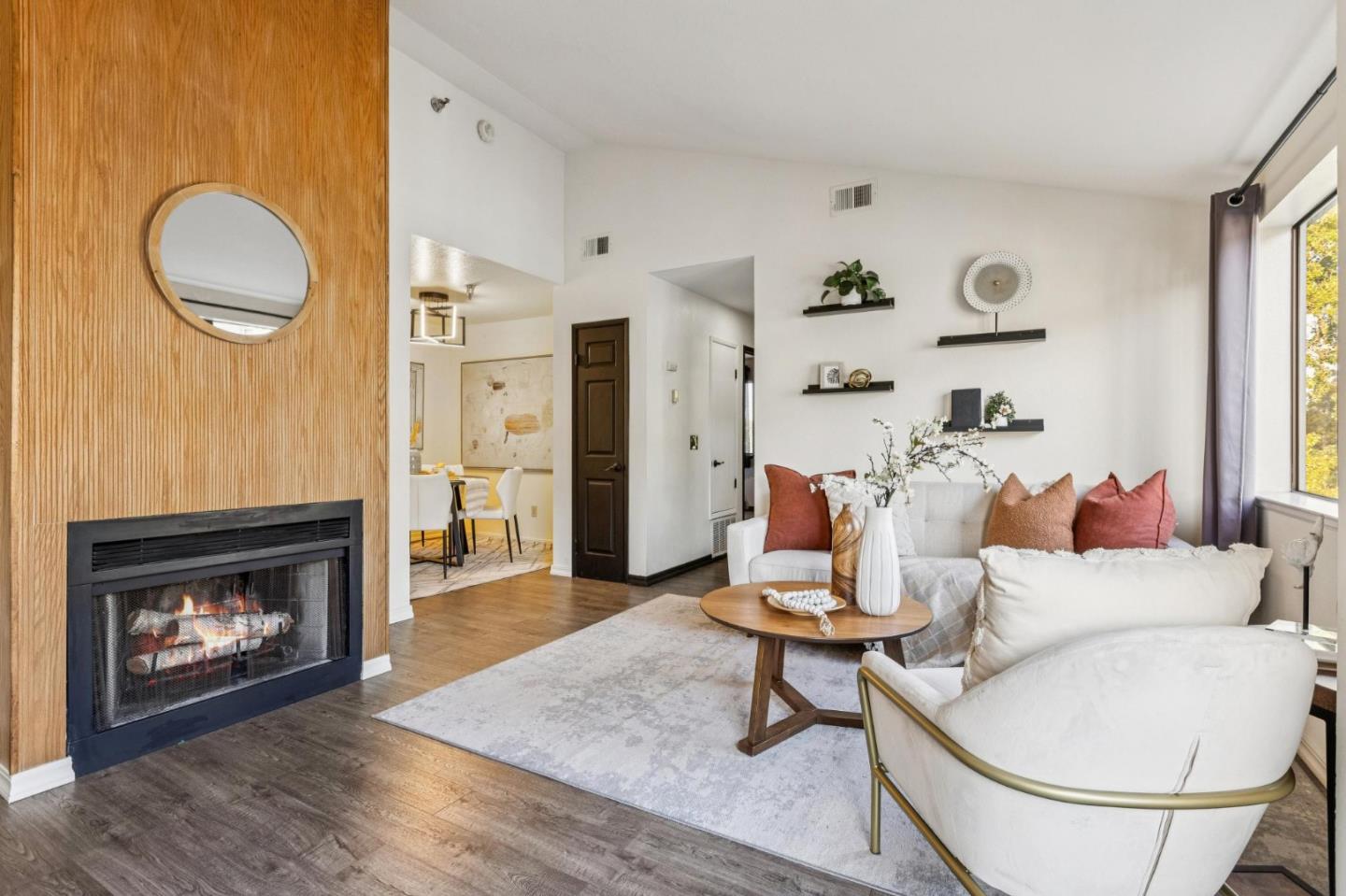 Detail Gallery Image 8 of 31 For 711 S Bayshore Blvd #23,  San Mateo,  CA 94401 - 2 Beds | 1 Baths