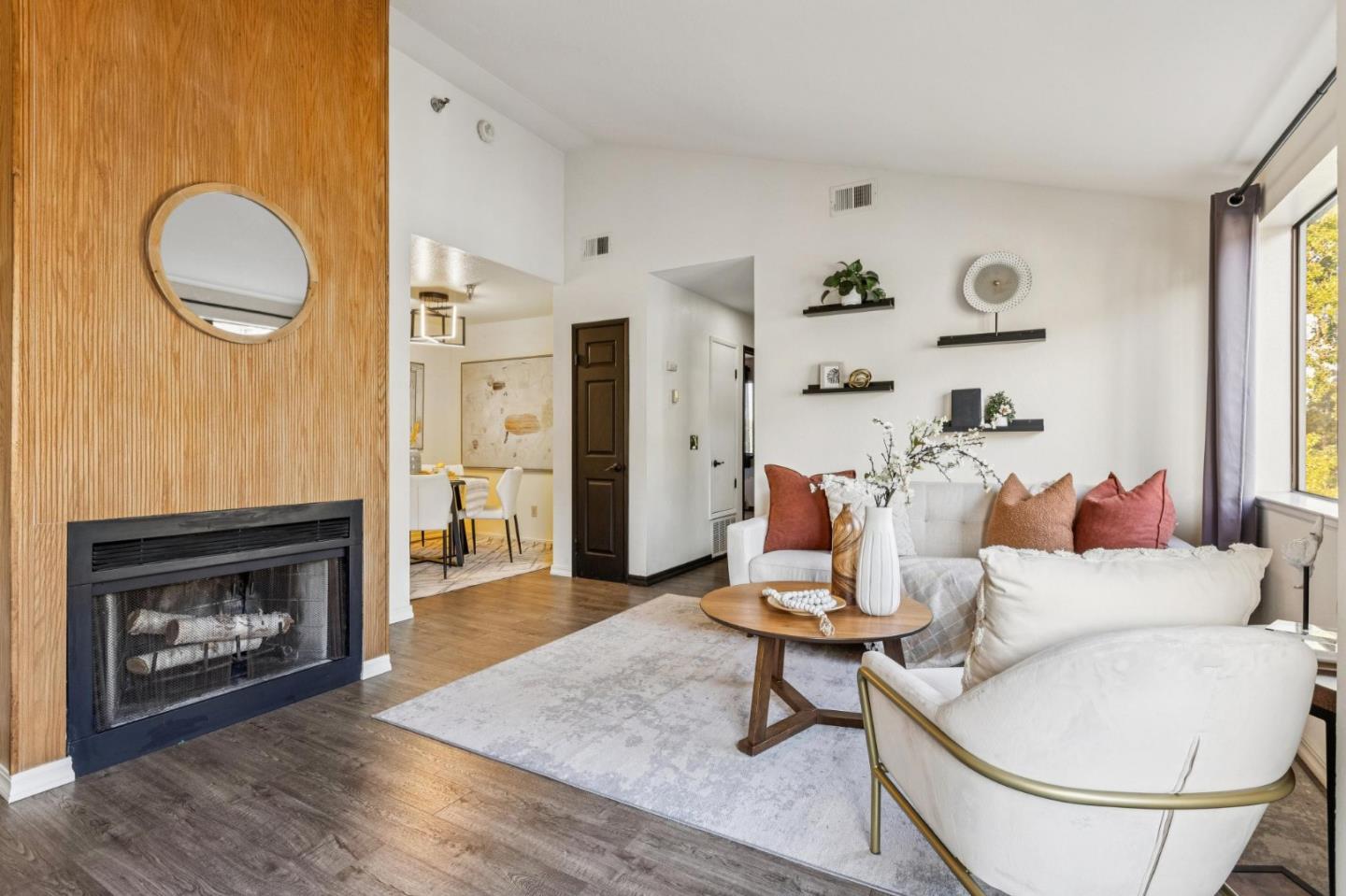 Detail Gallery Image 9 of 31 For 711 S Bayshore Blvd #23,  San Mateo,  CA 94401 - 2 Beds | 1 Baths