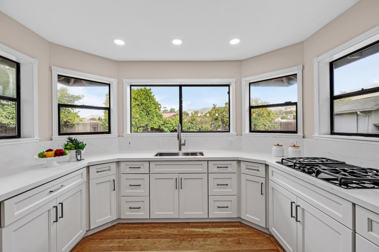 Detail Gallery Image 9 of 74 For 463 Becado Pl, Fremont,  CA 94539 - 4 Beds | 4 Baths