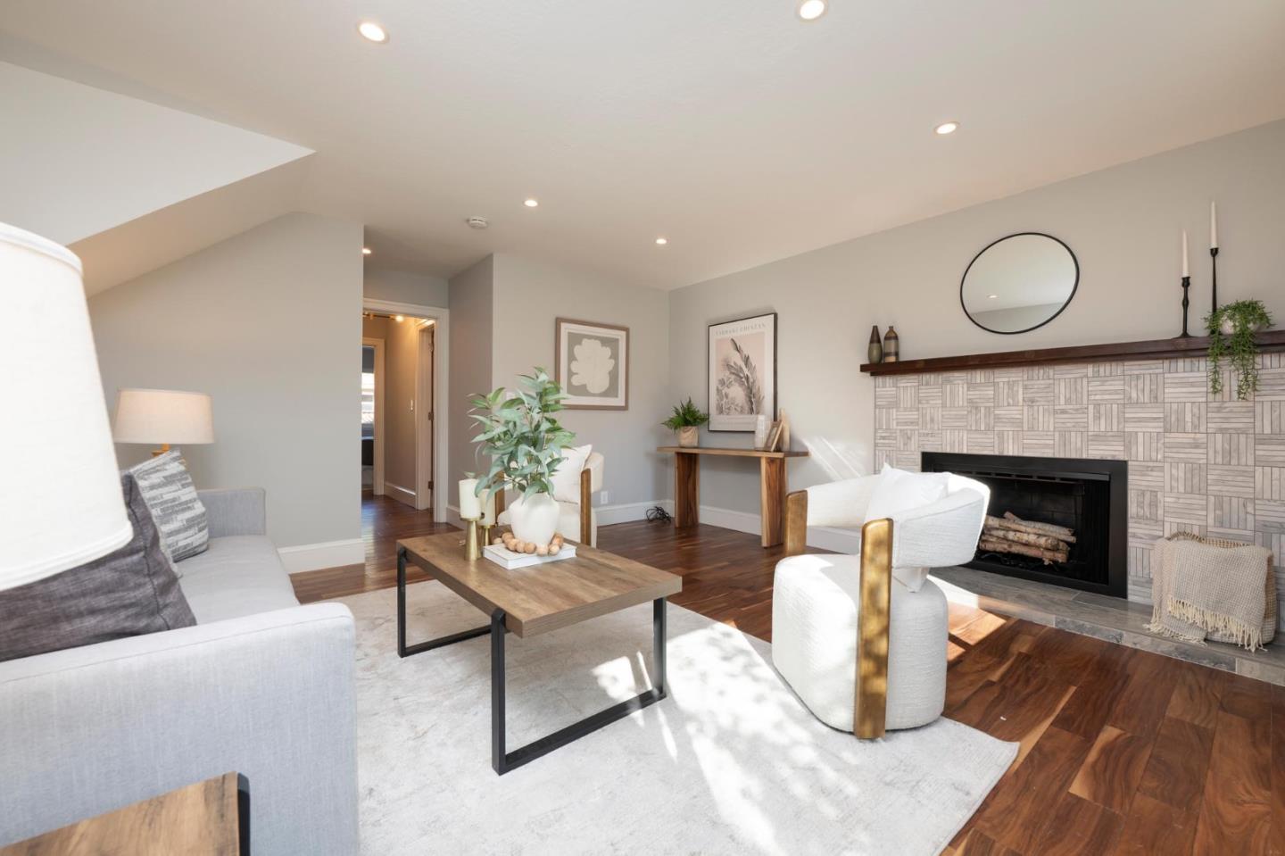 Detail Gallery Image 14 of 63 For 1035 Valota Rd, Redwood City,  CA 94061 - 6 Beds | 4 Baths