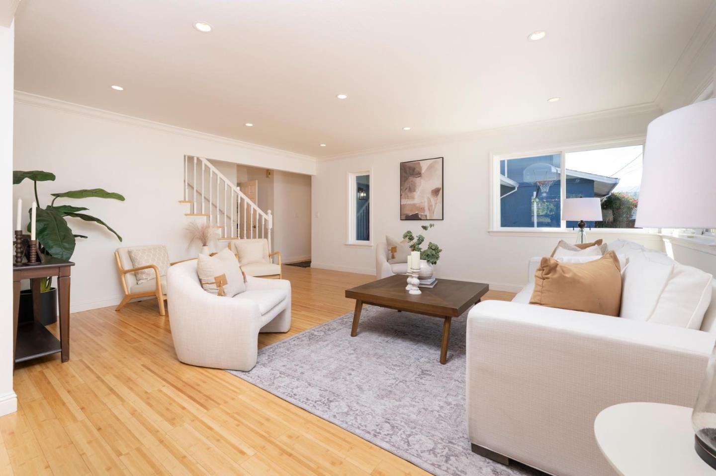 Detail Gallery Image 33 of 63 For 1035 Valota Rd, Redwood City,  CA 94061 - 6 Beds | 4 Baths