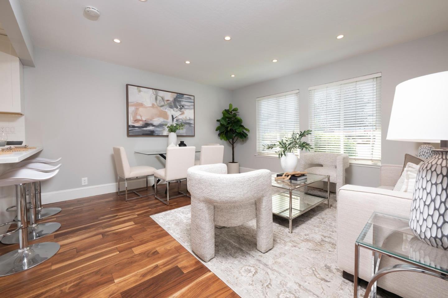 Detail Gallery Image 6 of 63 For 1035 Valota Rd, Redwood City,  CA 94061 - 6 Beds | 4 Baths