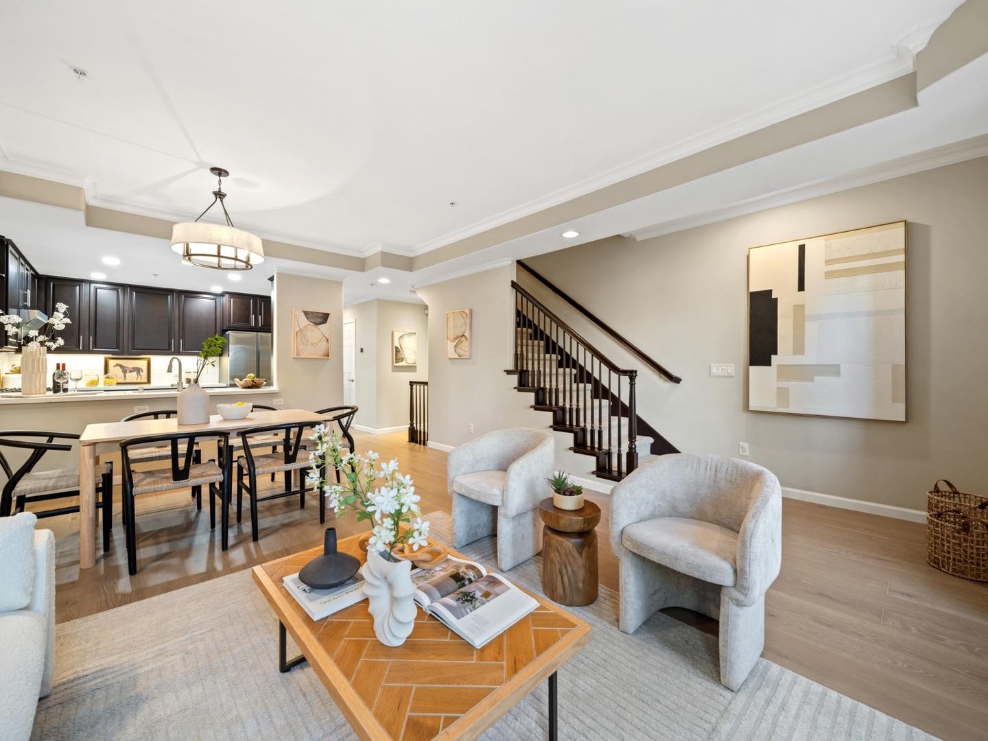 Detail Gallery Image 4 of 20 For 2214 Raspberry Ln, Mountain View,  CA 94043 - 3 Beds | 2/1 Baths