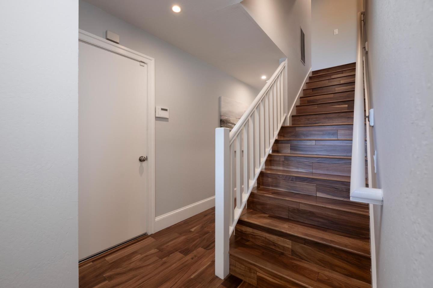 Detail Gallery Image 17 of 63 For 1035 Valota Rd, Redwood City,  CA 94061 - – Beds | – Baths