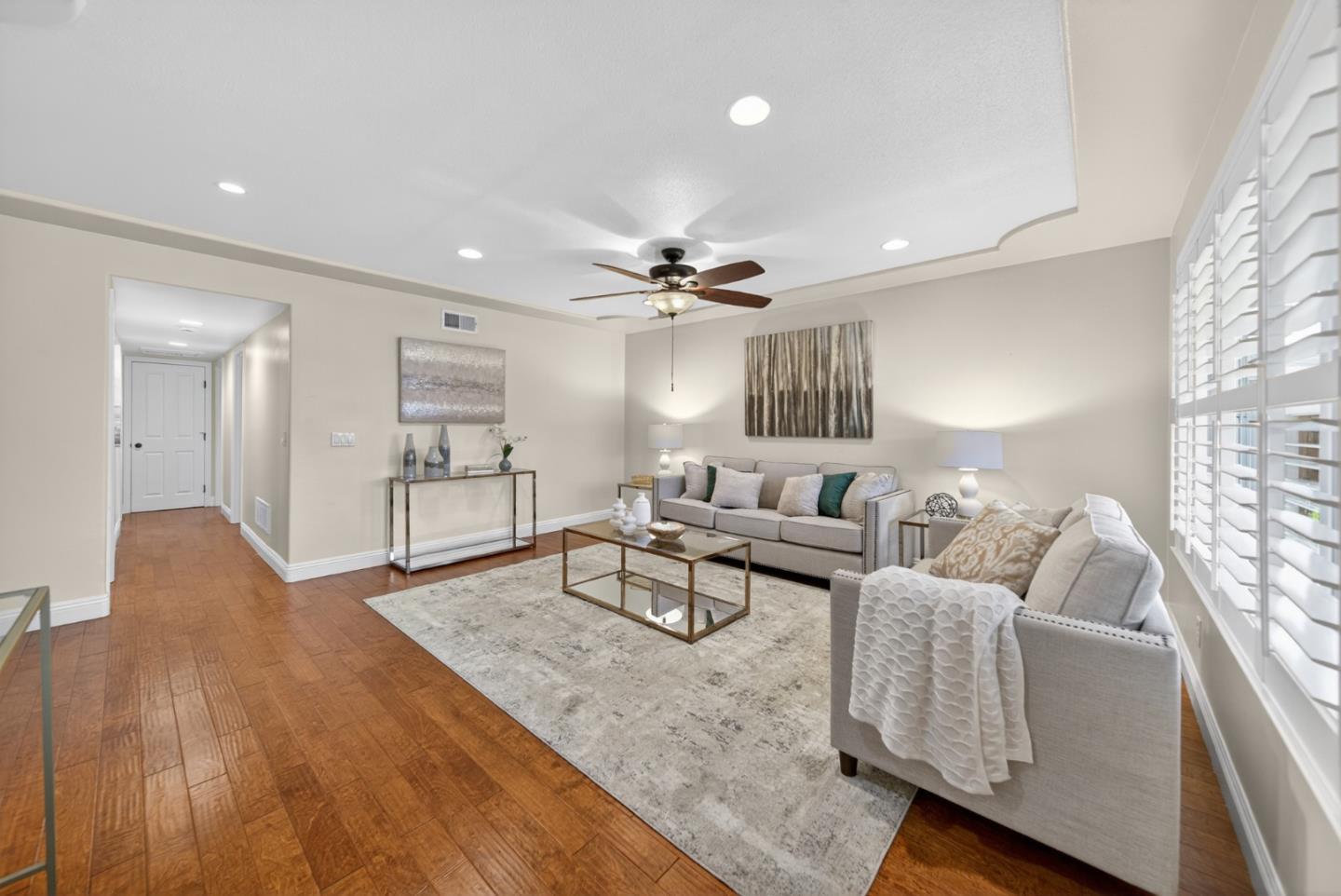 Detail Gallery Image 3 of 38 For 751 La Paloma Way, Gilroy,  CA 95020 - 3 Beds | 2 Baths