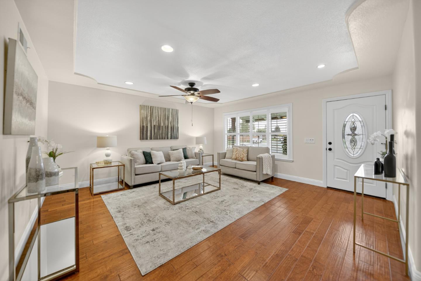 Detail Gallery Image 4 of 38 For 751 La Paloma Way, Gilroy,  CA 95020 - 3 Beds | 2 Baths